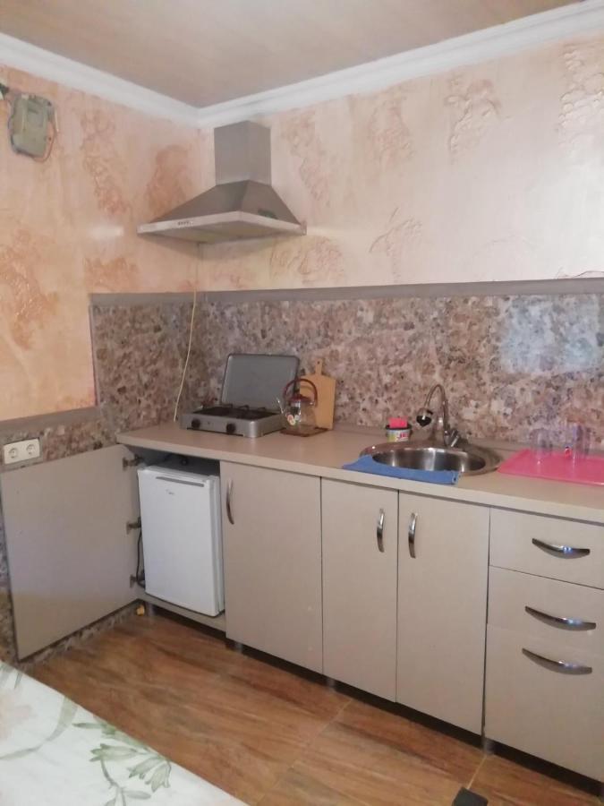 Guest House Saba Батуми Екстериор снимка