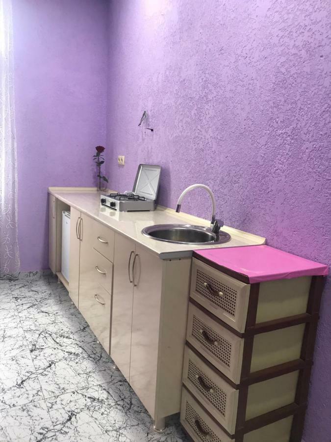 Guest House Saba Батуми Екстериор снимка